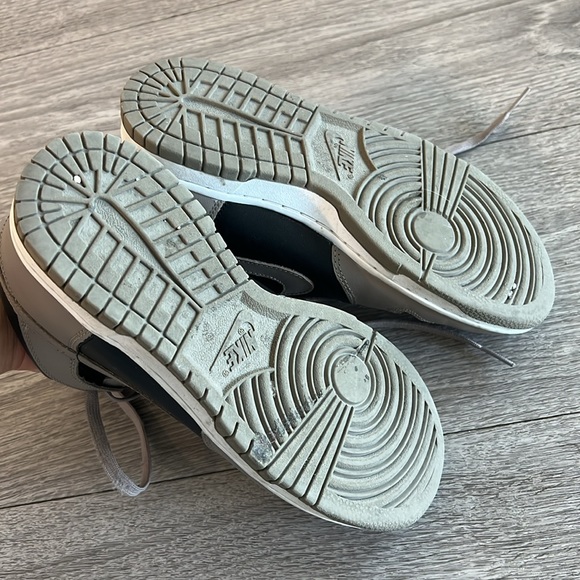 Nike Dunks - hardly worn - UK 4.5/US 7 high tops - Picture 5 of 5